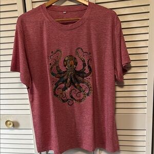 Octopus Graphic Women’s T-Shirt - Light Burgundy NEW